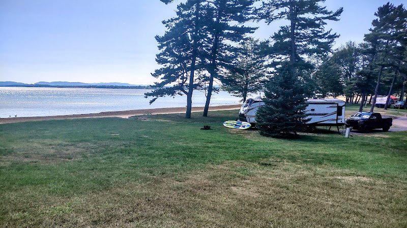 Cumberland Bay State Park